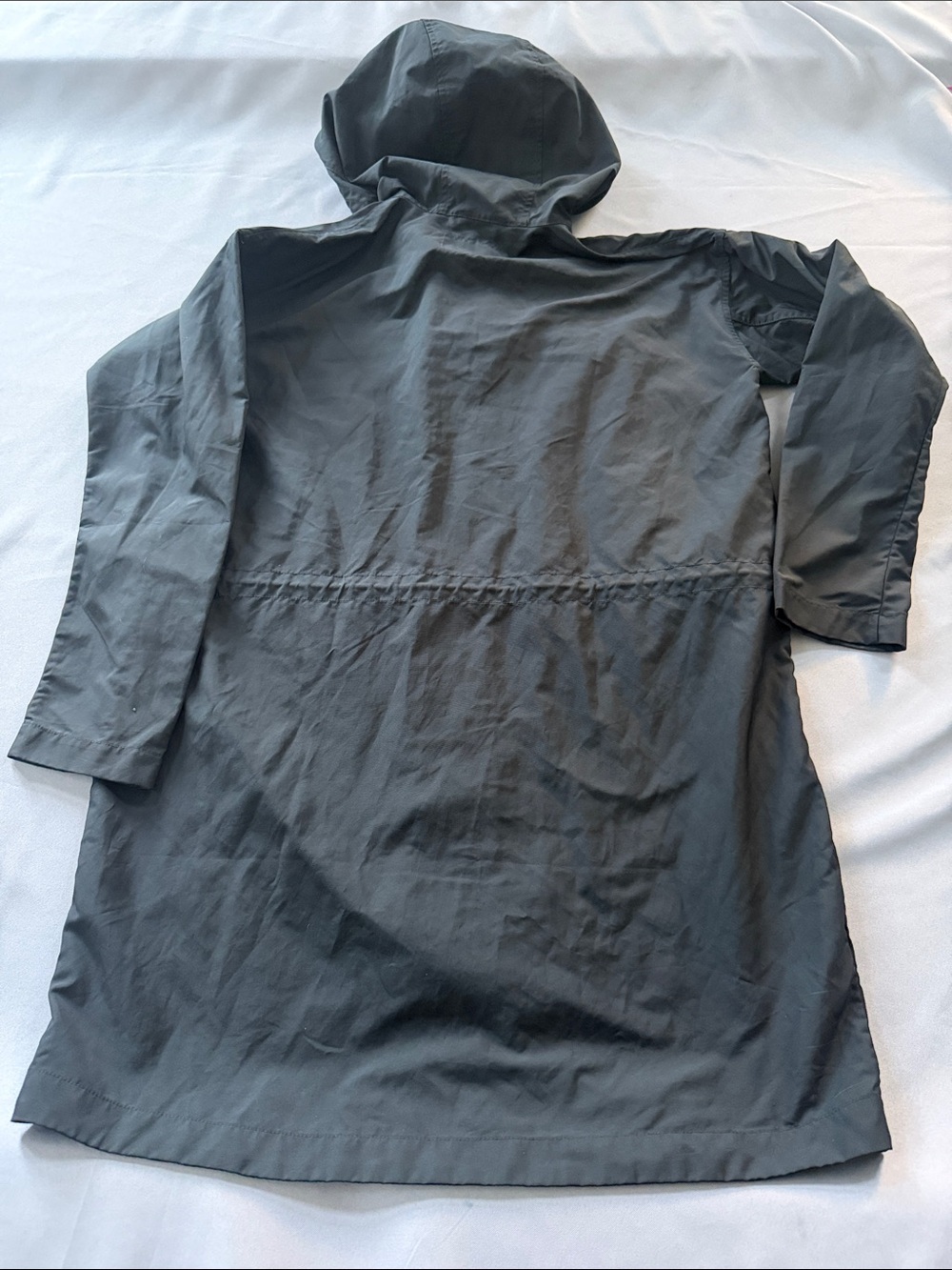 Everlane City Anorak hooded rain Jacket in black minimalist capsule Small - Picture 11 of 12